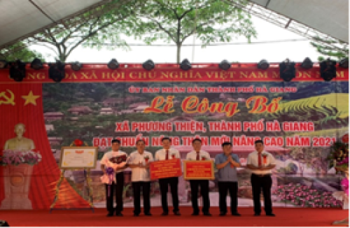 Xã Phương Thiện, TP Hà Giang đón bằng công nhận xã đạt chuẩn NTM nâng cao năm 2021