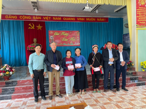 Phó Chánh Văn phòng điều phối NTM tỉnh làm việc tại xã Mậu Duệ, huyện Yên Minh