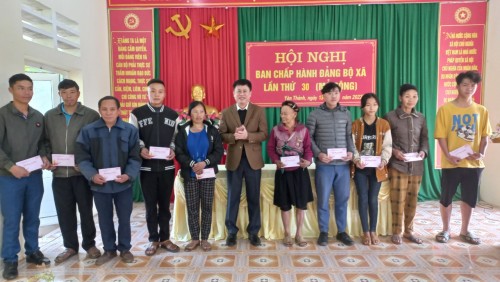 Phó Chánh VPĐP nông thôn mới tỉnh làm việc tại xã Yên Thành, Quang Bình