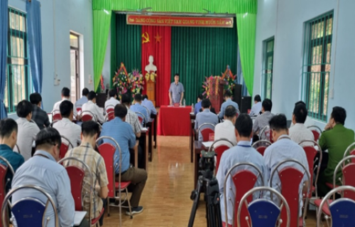 Đ/c Hoàng Gia Long- Phó Chủ tịch Thường trực UBND tỉnh phát biểu tại xã Đồng Tiến, Bắc Quang