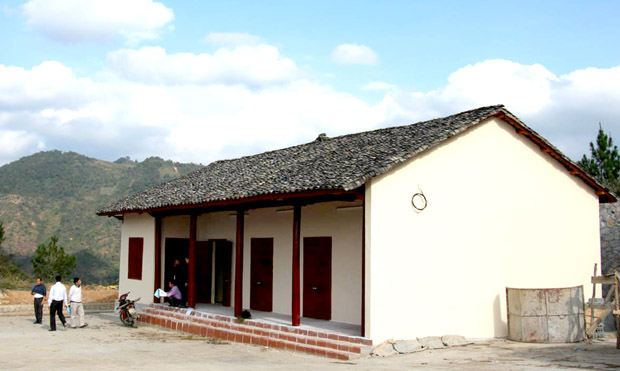 Nhà đón khách xã Lũng Cú được đầu tư, xây dựng khang trang.