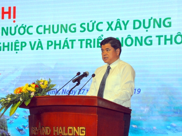 Thứ trưởng Bộ NN&PTNT Trần Thanh Nam phát động phong trào thi đua “Cả nước chung sức xây dựng nông thôn mới”.